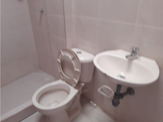 Casa de 4 alcobas en venta en San Antonio, Girardot, 184 m² · foto 8 de 15