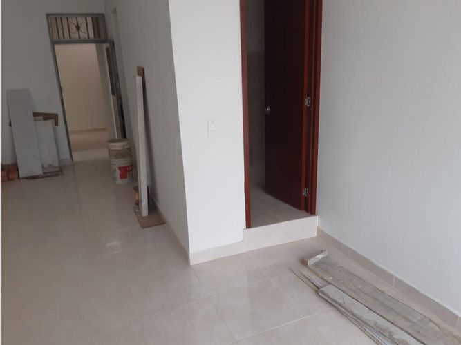 Casa de 4 alcobas en venta en San Antonio, Girardot, 184 m² · foto 11 de 15