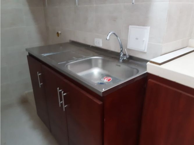 Casa de 4 alcobas en venta en San Antonio, Girardot, 184 m² · foto 12 de 15