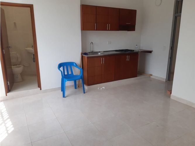 Casa de 4 alcobas en venta en San Antonio, Girardot, 184 m² · foto 13 de 15