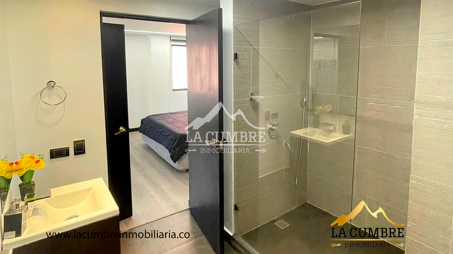 Apartamento de 4 alcobas en venta en El Tesoro, Medellín, 330 m² · foto 16 de 16