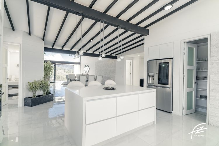 Casa de 5 alcobas en venta en Pantanillo, La Ceja, 361 m² · foto 4 de 21