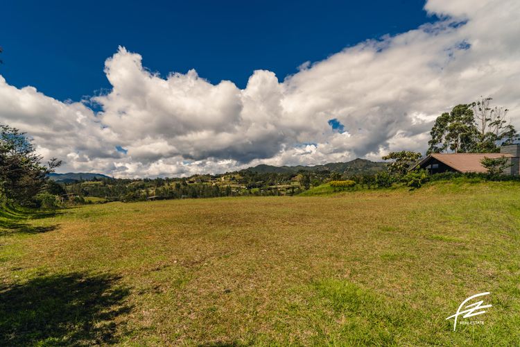 Lote en venta en Pantanillo, La Ceja · foto 3 de 6