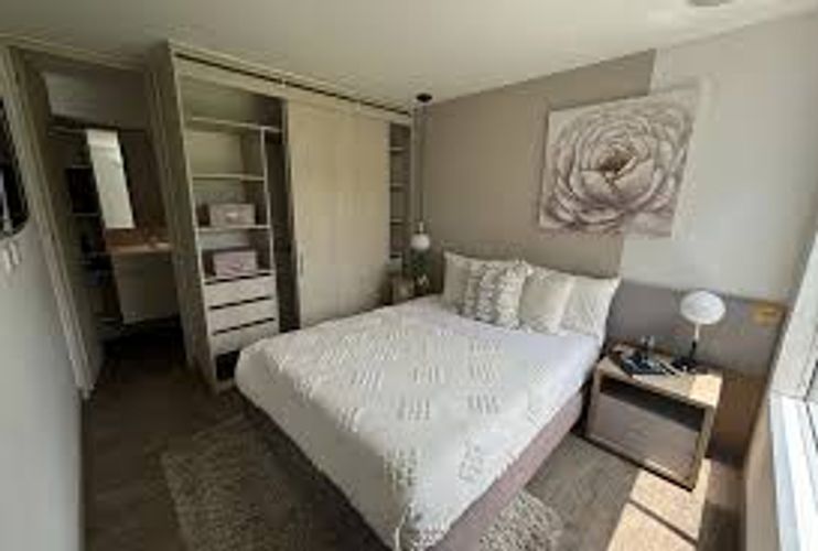Apartamento de 2 alcobas en venta en La Estancia, Madrid, 49 m² · foto 4 de 9