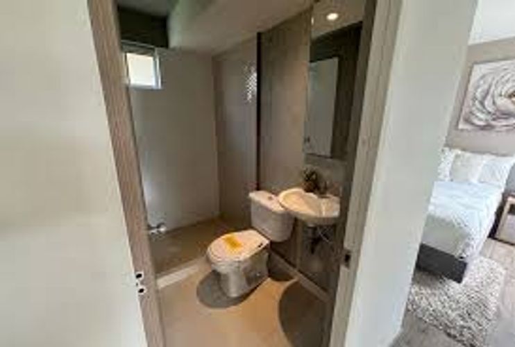 Apartamento de 2 alcobas en venta en La Estancia, Madrid, 49 m² · foto 6 de 9
