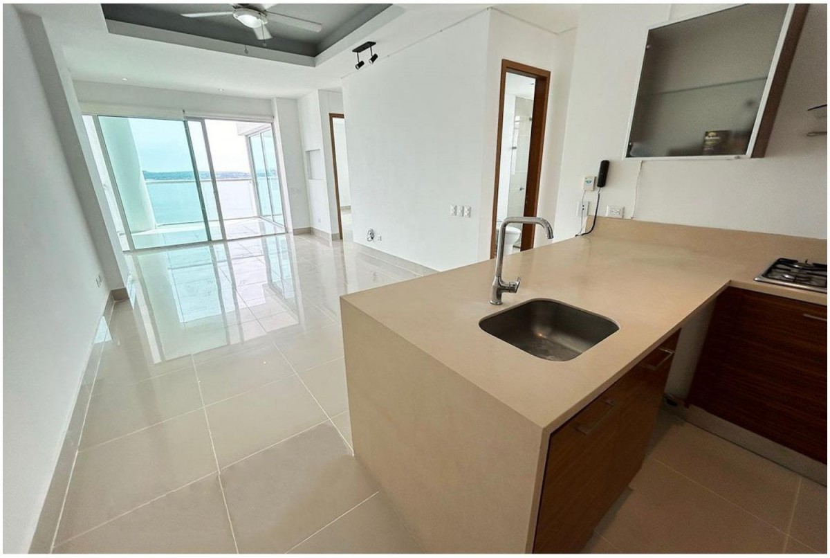 Apartamento en venta en Castillogrande, Cartagena · foto 4 de 7