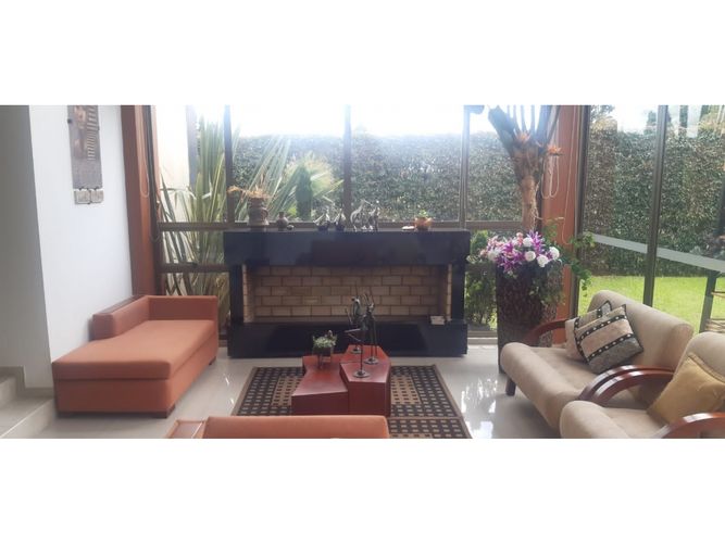 Casa de 5 alcobas en venta en El Bejucal, Cajicá, 396 m² · foto 14 de 23