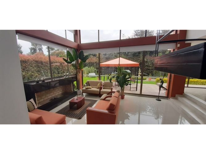 Casa de 5 alcobas en venta en El Bejucal, Cajicá, 396 m² · foto 13 de 23