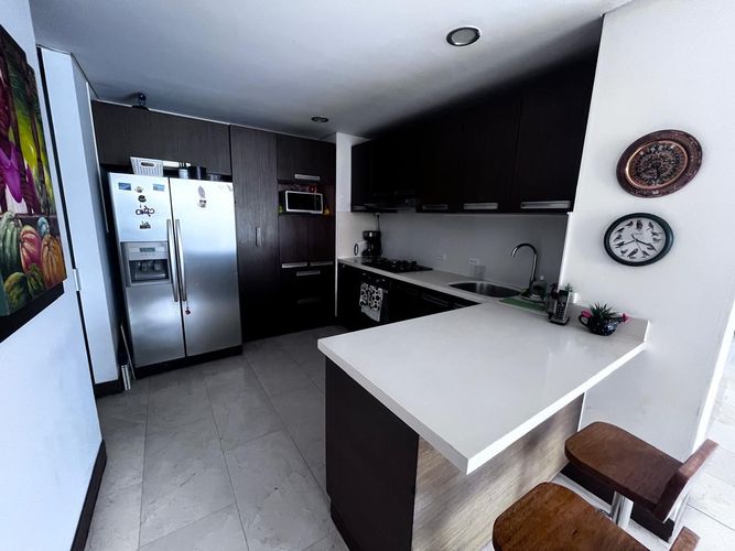 Apartamento en venta en Ciudad Jardin, Cali · foto 7 de 18