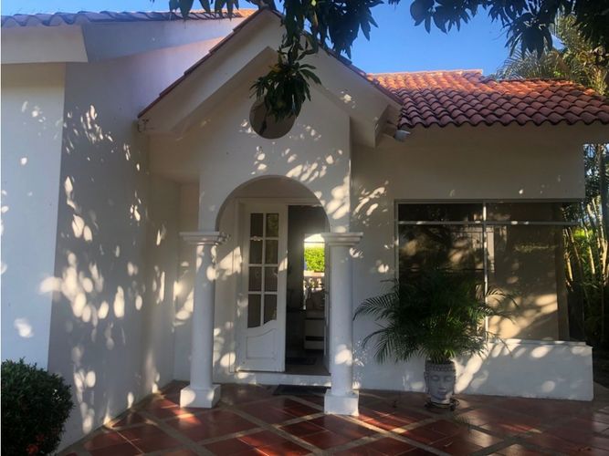 Casa de 3 alcobas en venta en Girardot, Girardot, 247 m² · foto 20 de 24