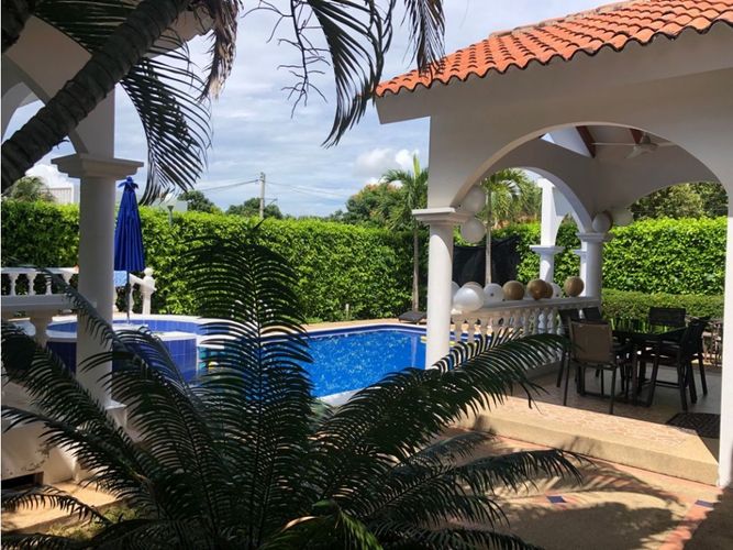 Casa de 3 alcobas en venta en Girardot, Girardot, 247 m² · foto 23 de 24