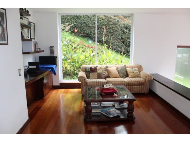 Casa de 5 alcobas en venta en Aposentos, Sopó, 472 m² · foto 6 de 24