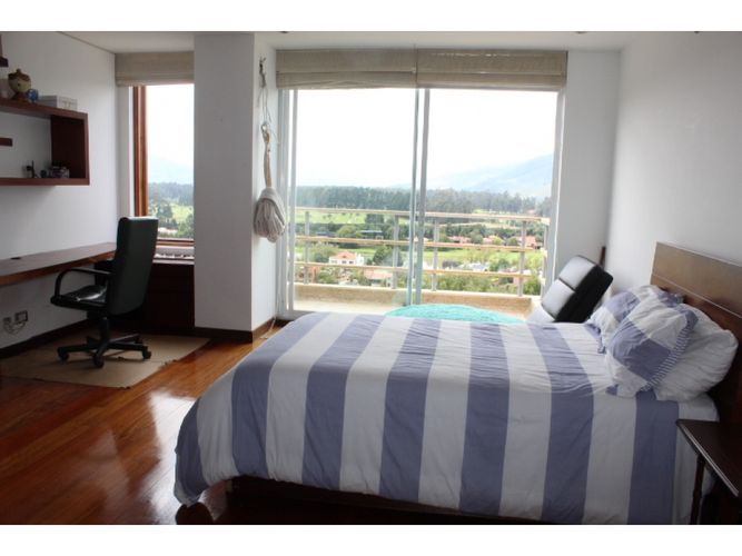 Casa de 5 alcobas en venta en Aposentos, Sopó, 472 m² · foto 23 de 24