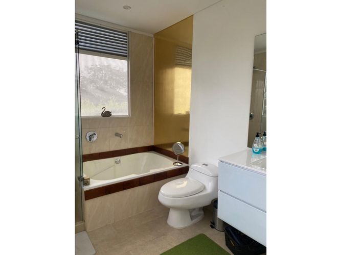 Casa de 3 alcobas en venta en El Caimo, Armenia, 260 m² · foto 4 de 10