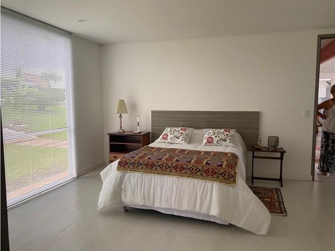 Casa de 3 alcobas en venta en El Caimo, Armenia, 260 m² · foto 5 de 10