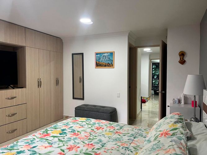 Apartamento de 3 alcobas en venta en El Poblado, Medellín, 144 m² · foto 15 de 19