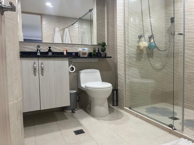 Apartamento de 3 alcobas en venta en El Poblado, Medellín, 144 m² · foto 18 de 19