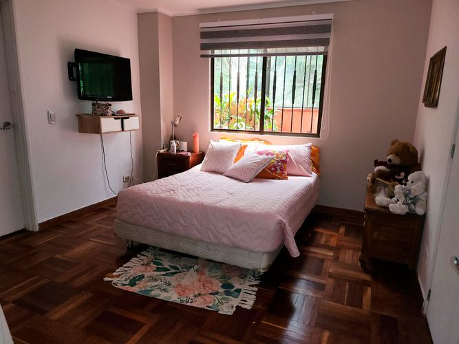Apartamento de 3 alcobas en venta en El Poblado, Medellín, 226 m² · foto 3 de 15