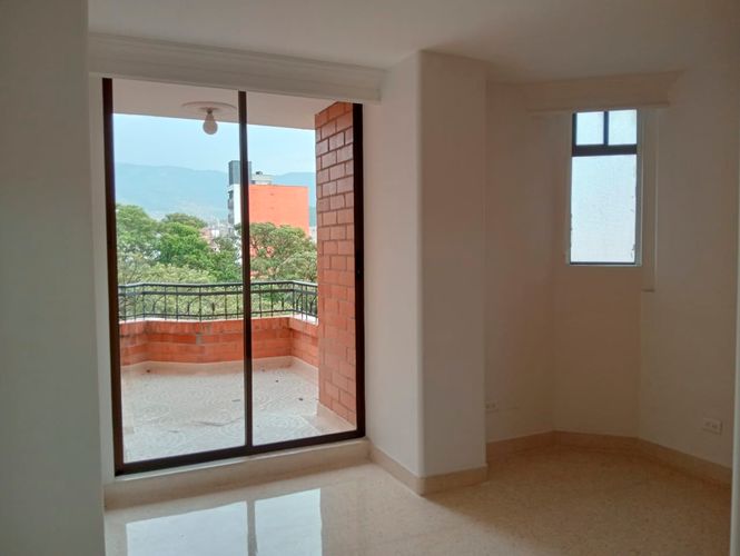 Apartamento de 4 alcobas en venta en Conquistadores, Medellín, 165 m² · foto 11 de 20