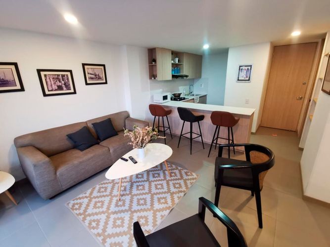 Apartamento de 3 alcobas en arriendo en Santa Fe, Medellín, 68 m² · foto 2 de 19