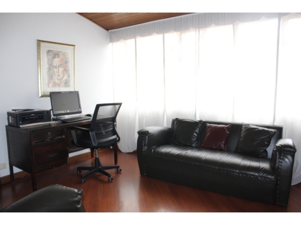 Casa en venta en Niza, Bogotá · foto 15 de 24