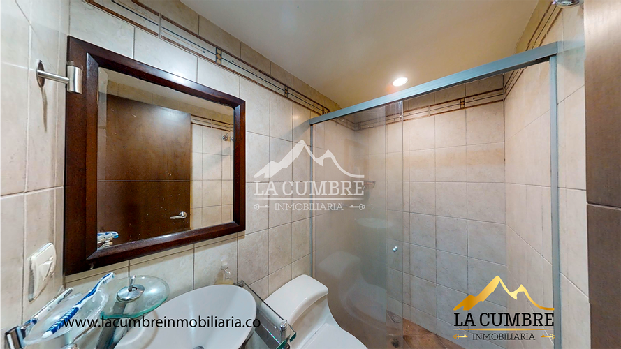 Casa de 4 alcobas en venta en El Tesoro, Medellín, 216 m² · foto 21 de 21