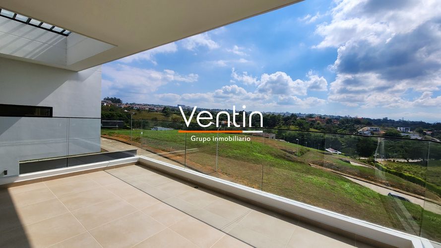 Casa de 4 alcobas en venta en Conjunto Residencial Punta Ruitoque, Floridablanca, 259 m² · foto 21 de 24