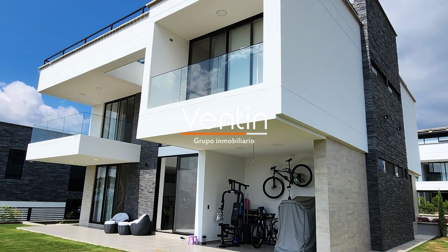 Casa de 4 alcobas en venta en Conjunto Residencial Punta Ruitoque, Floridablanca, 259 m² · foto 22 de 24