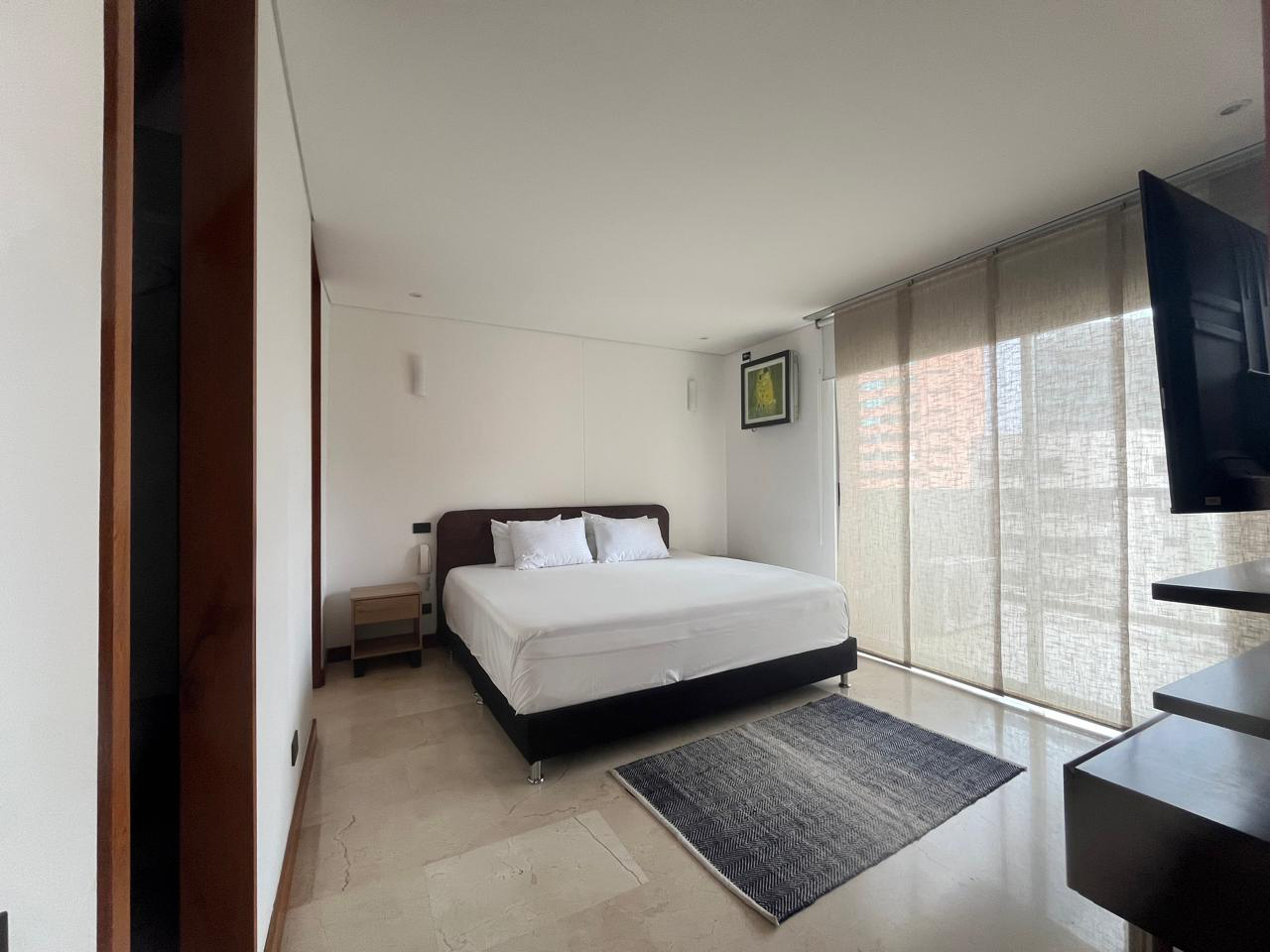 Apartamento en arriendo en El Poblado, Medellín · foto 11 de 19