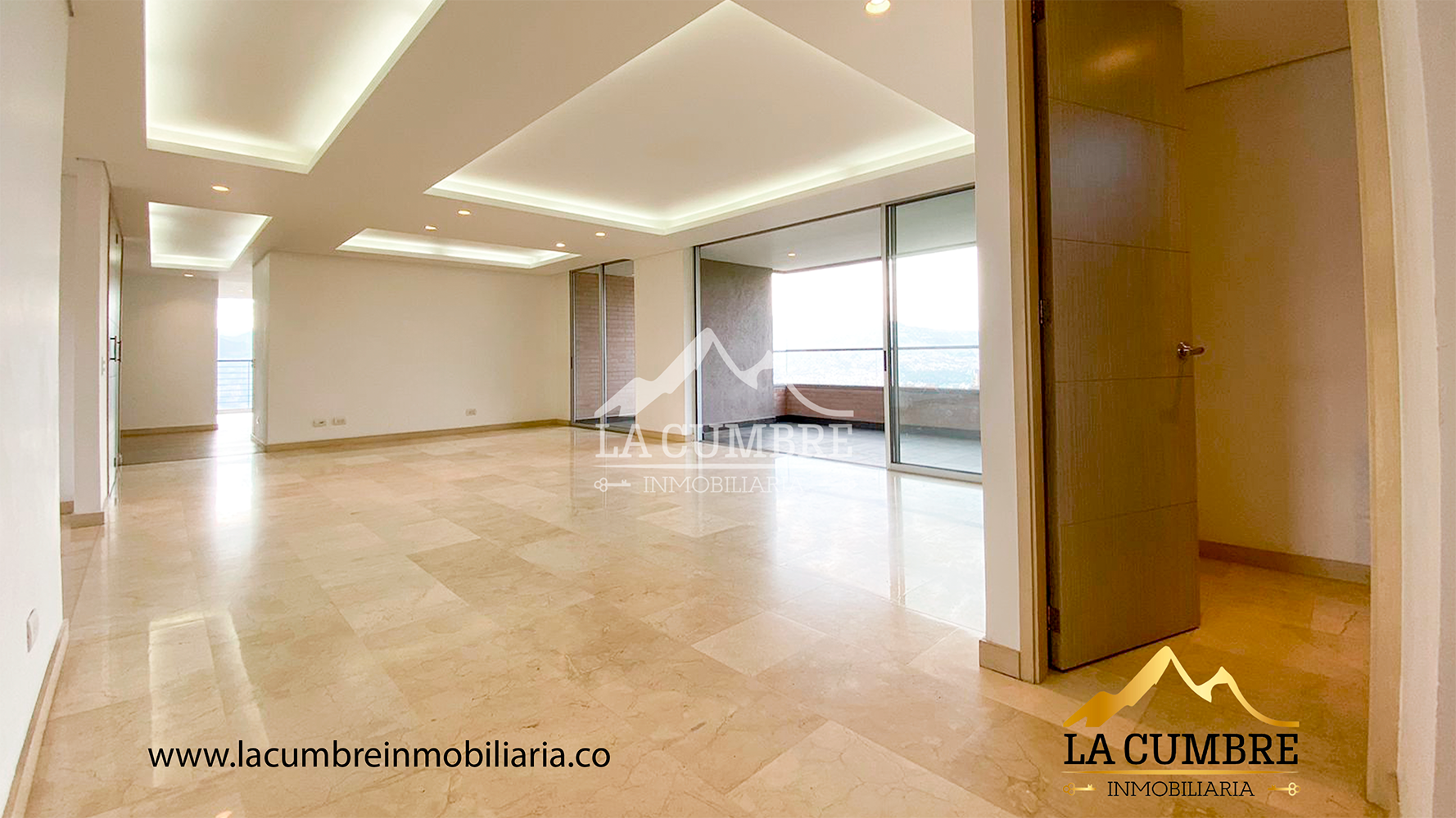 Apartamento en arriendo en El Tesoro, Medellín · foto 2 de 17