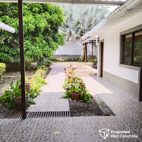 Casa de 6 alcobas en venta en Belen, Ibagué, 392 m² · foto 18 de 24