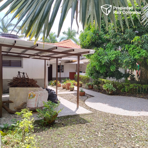 Casa de 6 alcobas en venta en Belen, Ibagué, 392 m² · foto 19 de 24