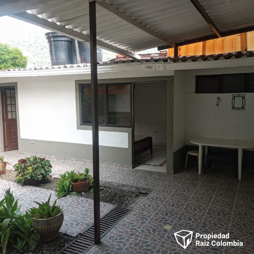 Casa de 6 alcobas en venta en Belen, Ibagué, 392 m² · foto 22 de 24
