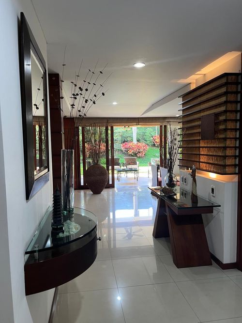 Casa de 3 alcobas en venta en Ciudad Jardin, Cali, 332 m² · foto 3 de 16