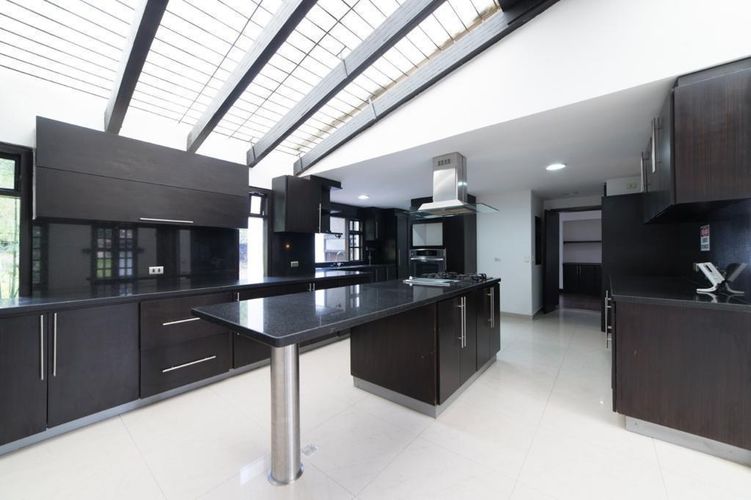 Casa en venta en Los Rosales, Bogotá · foto 2 de 20