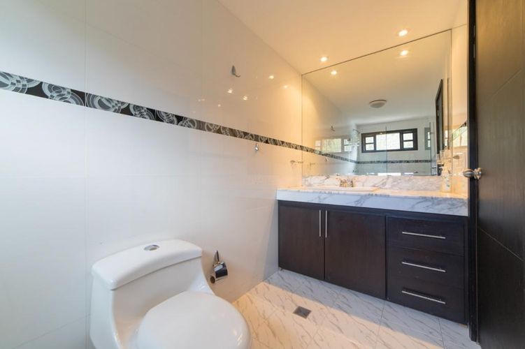 Casa en venta en Los Rosales, Bogotá · foto 10 de 20
