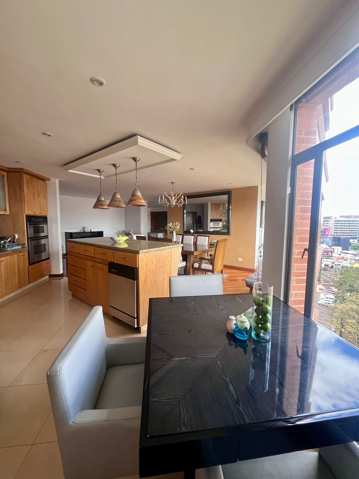 Apartamento en venta en Santa Barbara, Bogotá · foto 2 de 24