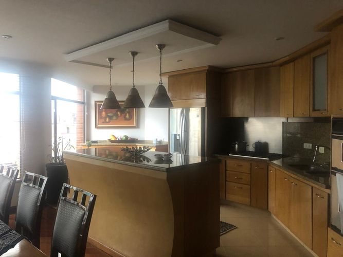 Apartamento en venta en Santa Barbara, Bogotá · foto 4 de 24