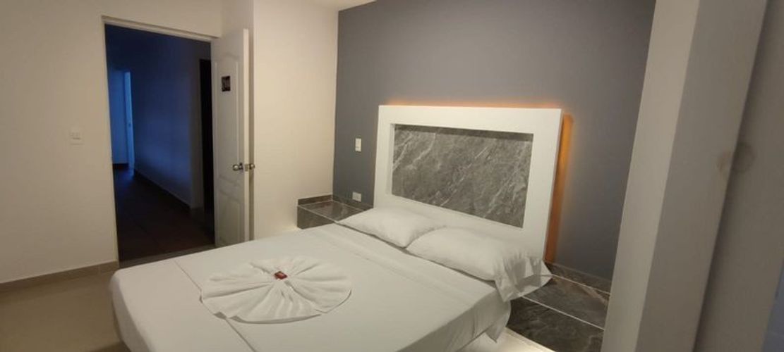 Edificio en venta en Quirinal, Neiva, 450 m² · foto 2 de 6
