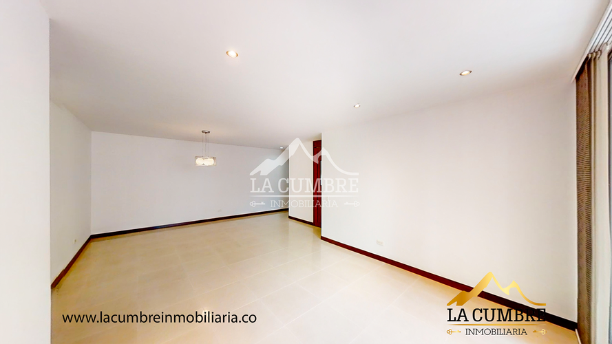 Apartamento de 3 alcobas en arriendo en Santa Maria De Los Angeles, Medellín, 110 m² · foto 3 de 12