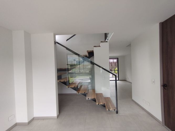 Casa de 3 alcobas en arriendo en Campestre A, Dosquebradas, 125 m² · foto 3 de 14