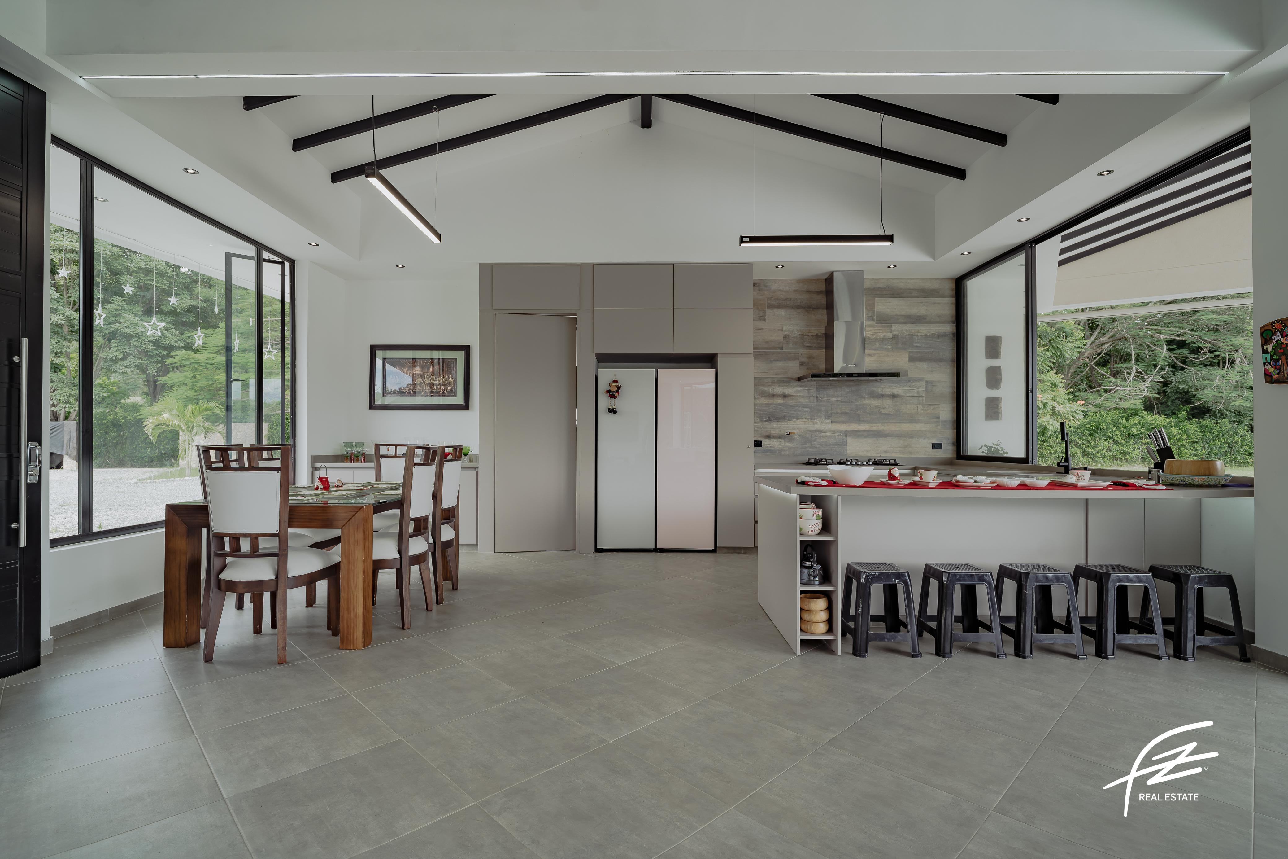 4BR Country House in El espinal (620 m²) for Sale - 3