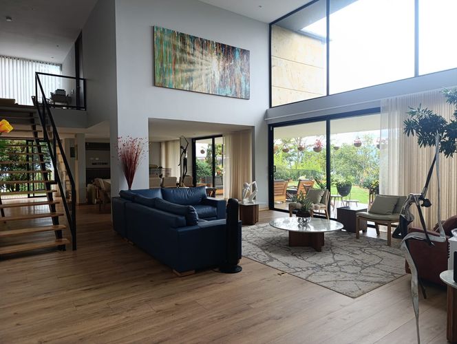 Casa de 4 alcobas en venta en El Poblado, Medellín, 458 m² · foto 4 de 20