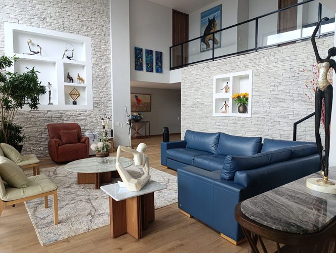 Casa de 4 alcobas en venta en El Poblado, Medellín, 458 m² · foto 9 de 20
