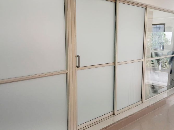 Local en arriendo en El Poblado, Medellín, 72 m² · foto 5 de 5