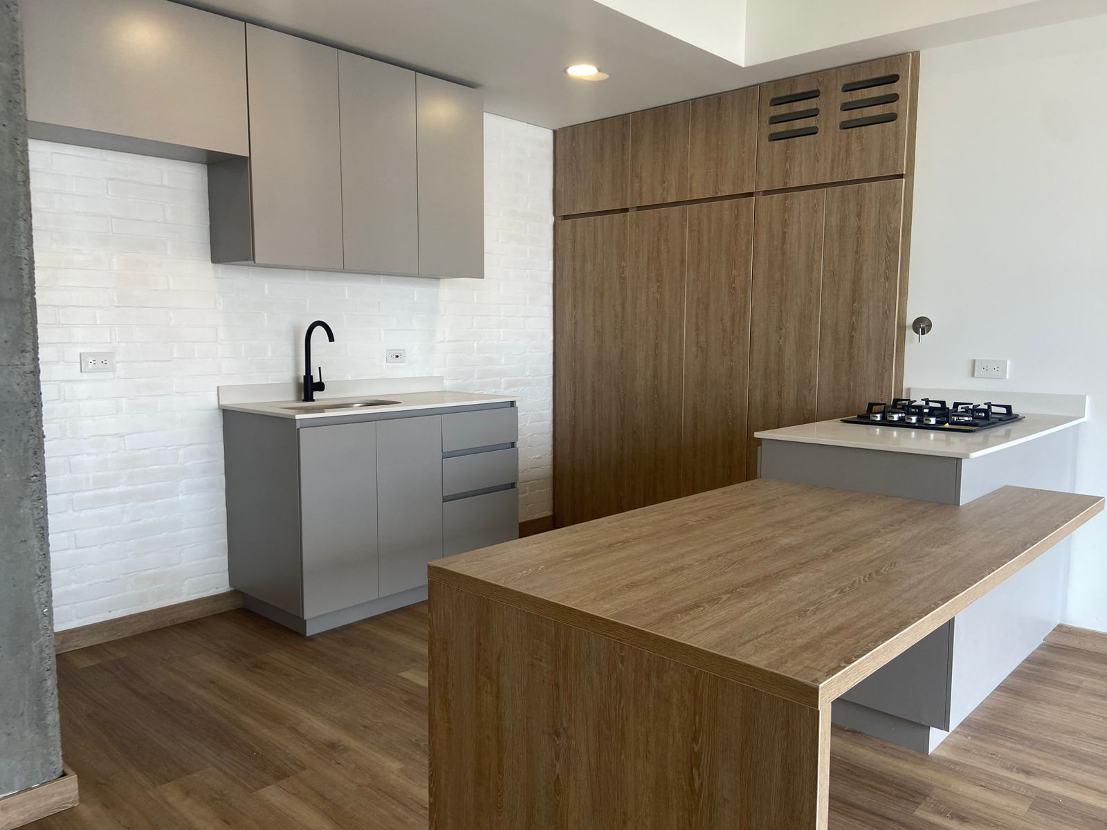 Apartamento en venta en Loma Del Barro, Envigado · foto 8 de 17