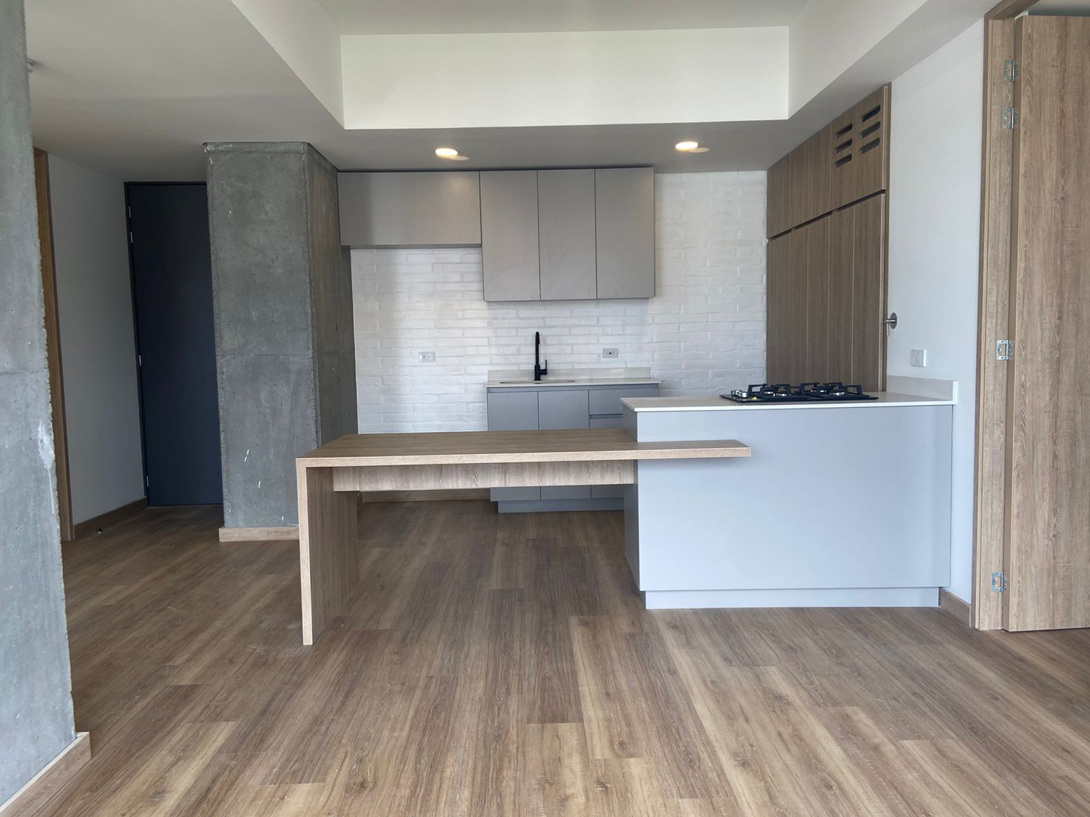 Apartamento en venta en Loma Del Barro, Envigado · foto 4 de 17