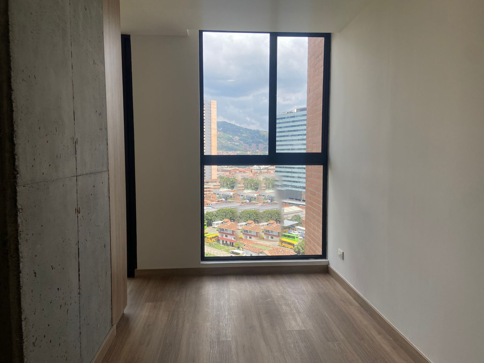 Apartamento en venta en Loma Del Barro, Envigado · foto 13 de 17