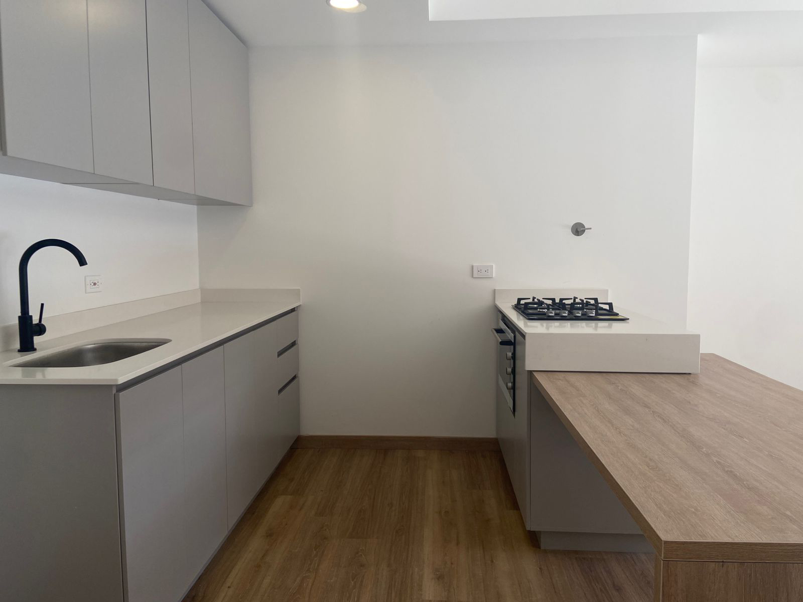 Apartamento en venta en Loma Del Barro, Envigado · foto 10 de 18