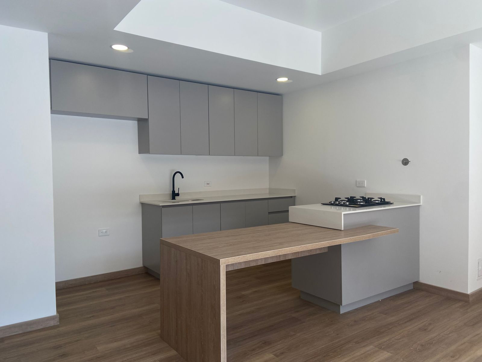 Apartamento en venta en Loma Del Barro, Envigado · foto 7 de 18